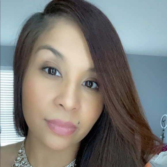 Meet your Posher, Maria - Picture 1 of 1